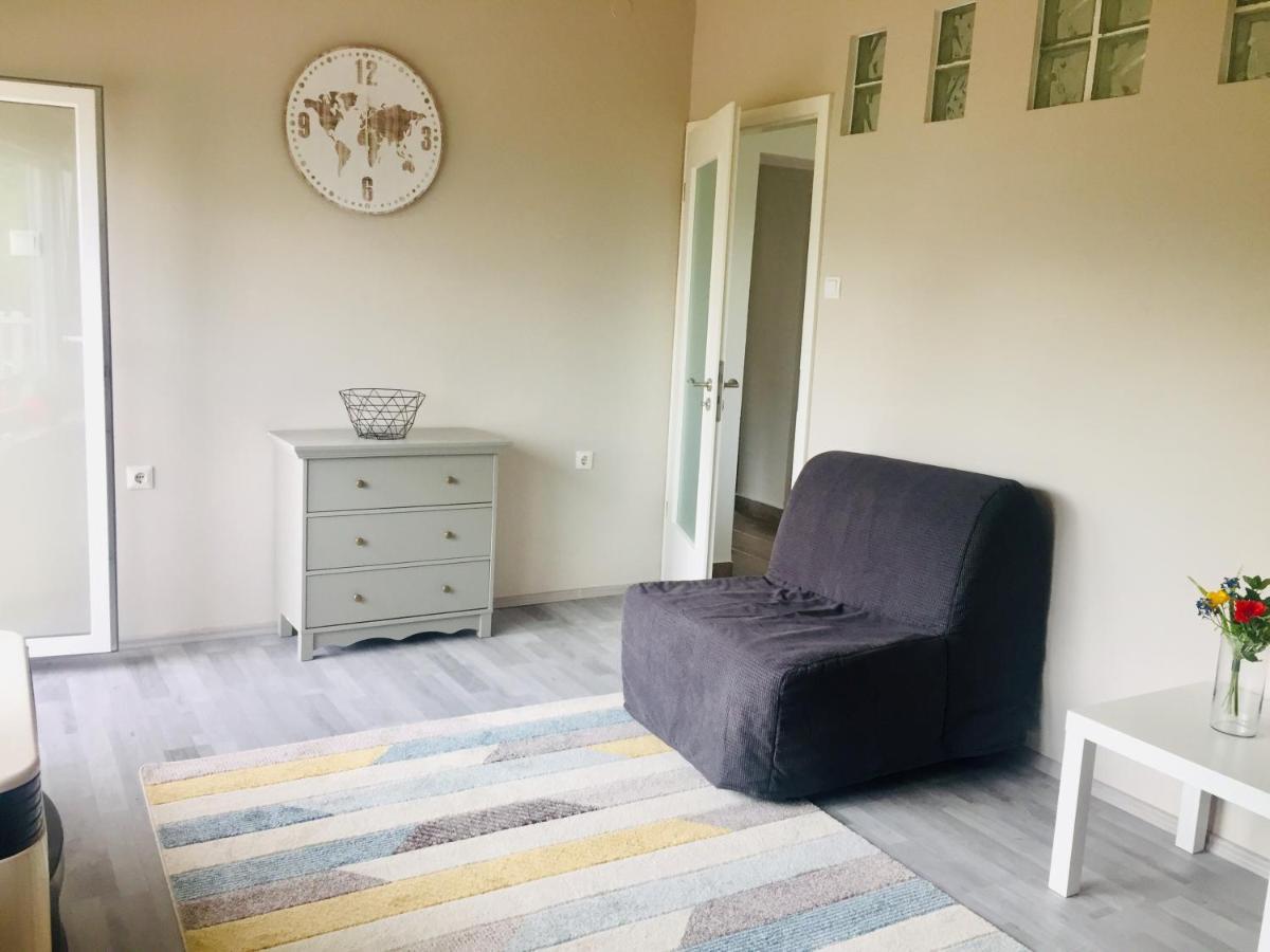 Lelle-Kert Apartman 01 Balatonlelle Zewnętrze zdjęcie