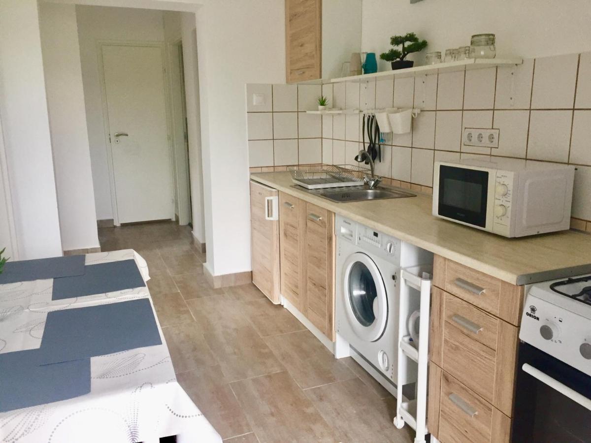 Lelle-Kert Apartman 01 Balatonlelle Zewnętrze zdjęcie